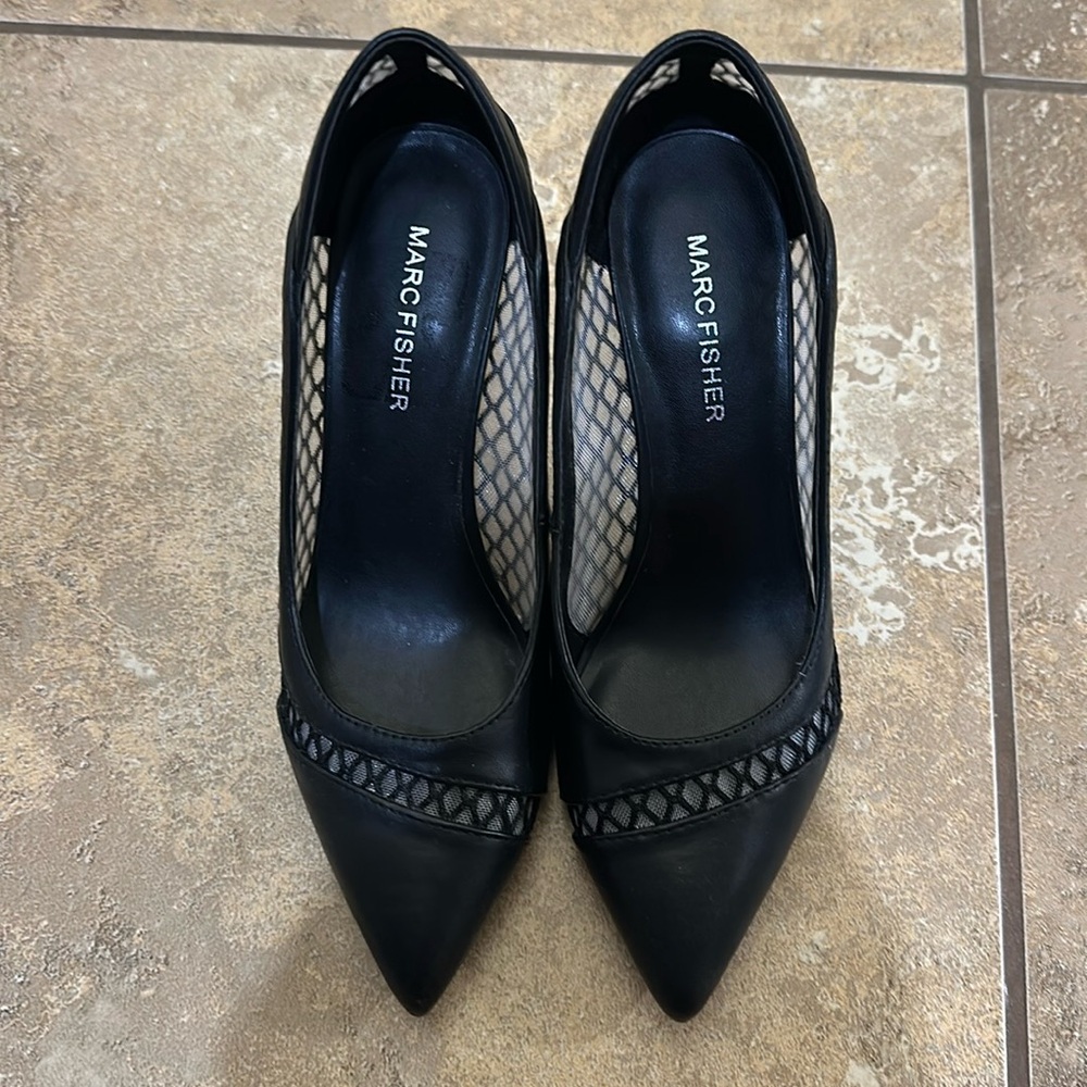 Excellent condition. Marc Fisher heels size 7